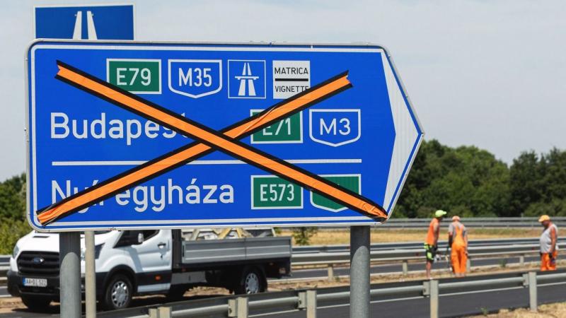 Jelenleg folyamatban van a munka, és lezárások léptek életbe az M35-ös autópálya debreceni felhajtójánál – a részletekről képekkel is beszámolunk.