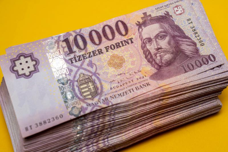 A kormány már nem képes megakadályozni, így ismét létrejön a Norvég Civil Alap.