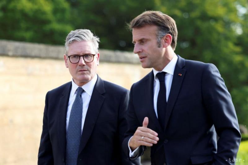 Keir Starmer és Emmanuel Macron közös látogatásra érkeztek a British Museumba, ahol a művészet és történelem kincseivel gazdagodtak. A két vezető a múzeum lenyűgöző gyűjteményét felfedezve nemcsak a kulturális örökség fontosságáról beszélgetett, hanem a n