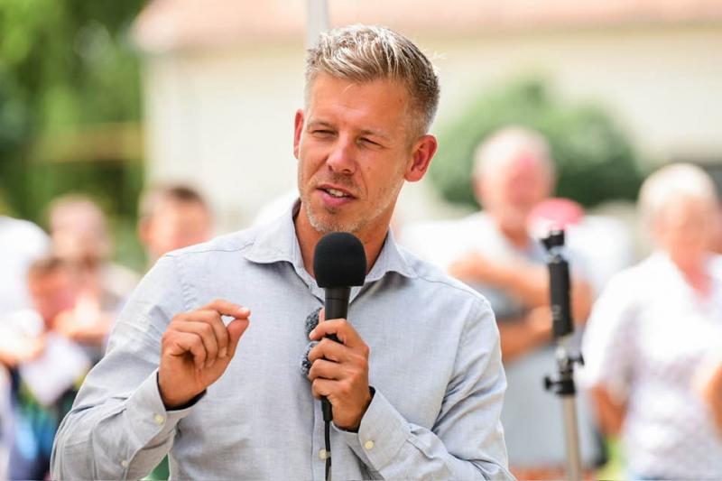 Magyar Péter: Támogatom Orbán Viktor egészségügyi államtitkárának lemondását – elkészítettem a dokumentumot | szmo.hu