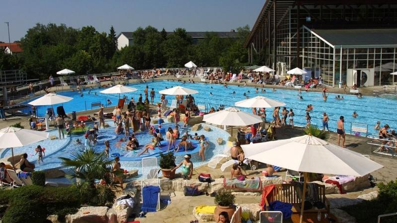 Különleges plakát Németországból: egyedülálló hiánypótló megoldás!