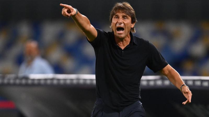 Nápolyban fergeteges bál zajlik: Conte dühösen vágott vissza De Bruynének a Milan ellen elszenvedett kudarc után.